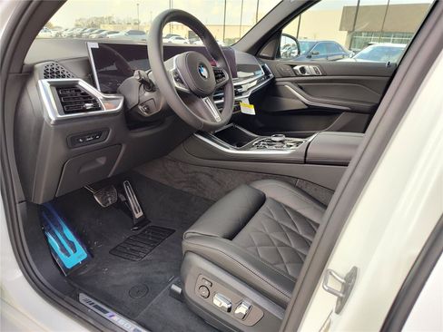 New 2026 BMW X5 M60i AWD/4WD image 2