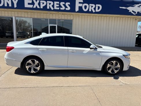 Used 2018 Honda Accord EX-L image 2