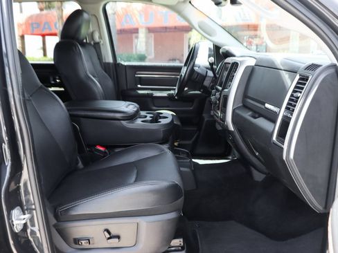 Used 2017 RAM 2500 Laramie w/ Convenience Group AWD/4WD image 40