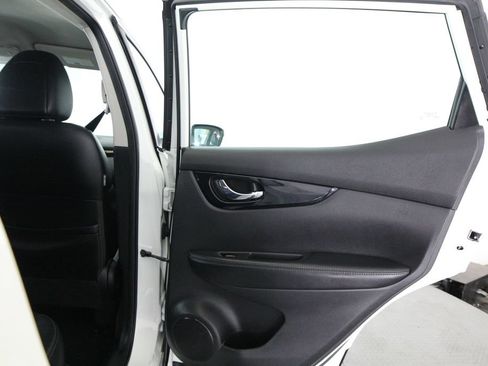 Used 2017 Nissan Rogue Sport SL AWD/4WD image 36