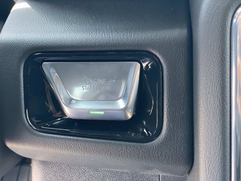 New 2026 GMC Yukon Denali AWD/4WD image 16