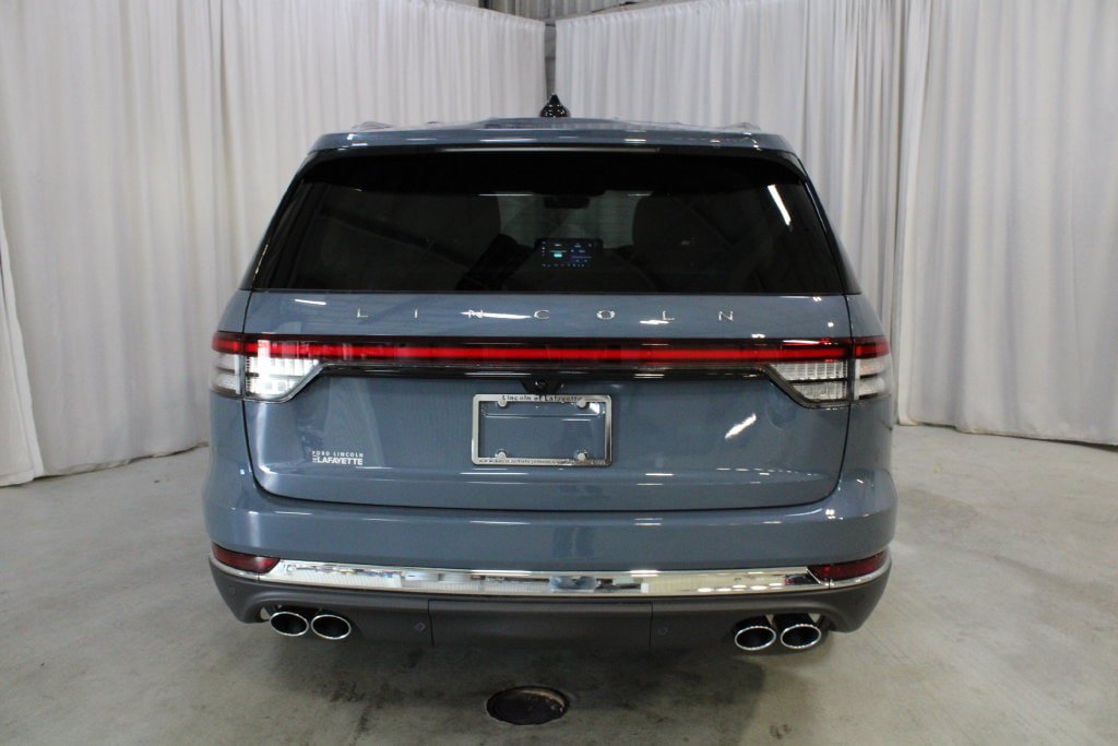 New 2027 Lincoln Aviator AWD image 24