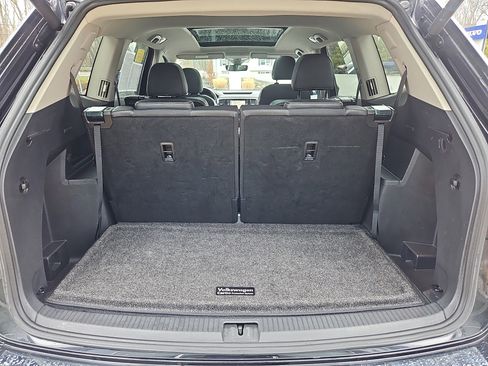 Certified 2022 Volkswagen Atlas SEL Premium image 39