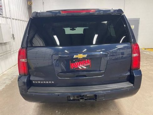 Used 2017 Chevrolet Suburban LS AWD/4WD image 9