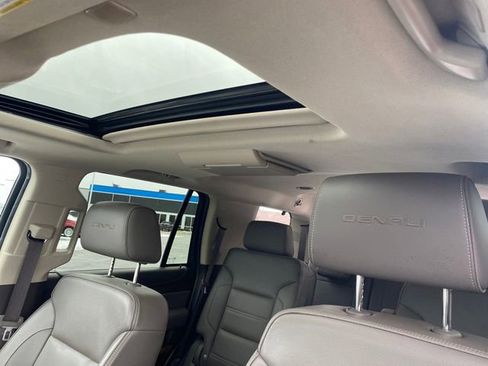 Used 2017 GMC Yukon Denali w/ Open Road Package image 17