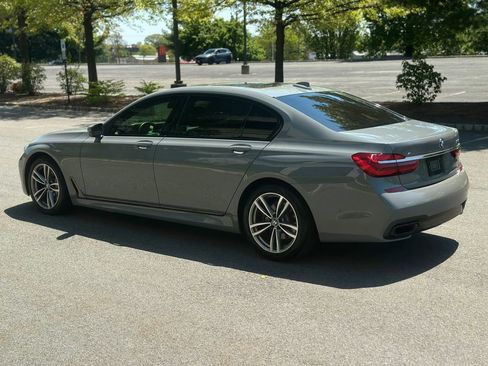 Used 2019 BMW 750i xDrive w/ Executive Package AWD/4WD image 6