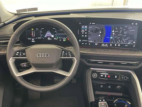 Certified 2025 Audi Q5 Premium w/ Convenience Package AWD/4WD image 26