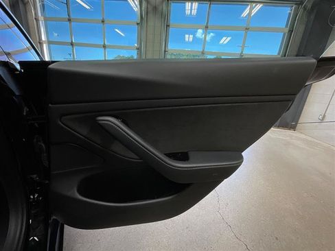 Used 2020 Tesla Model 3 Long Range AWD/4WD image 21