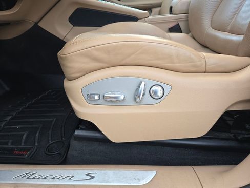 Used 2020 Porsche Macan S image 27