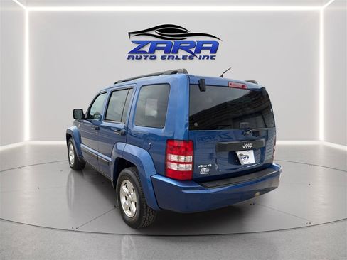 Used 2010 Jeep Liberty Sport w/ Popular Equipment Group AWD/4WD image 5