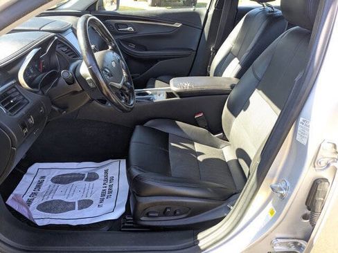 Used 2017 Chevrolet Impala LT image 15