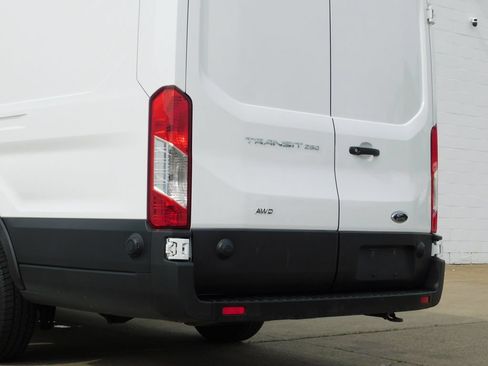 Used 2025 Ford Transit 250 148 High Roof Extended AWD w/ Load Area Protection Package image 34