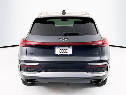 Certified 2025 Audi Q5 Premium w/ Convenience Package AWD/4WD image 6