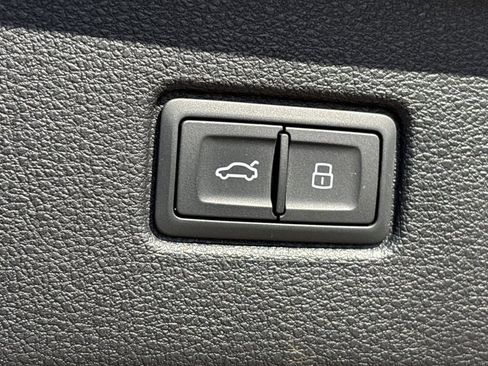 Used 2022 Audi Q7 2.0T Premium Plus image 11