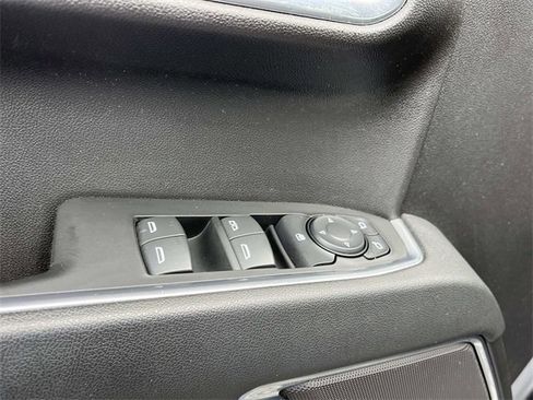 Used 2024 Chevrolet Silverado 1500 LT image 26