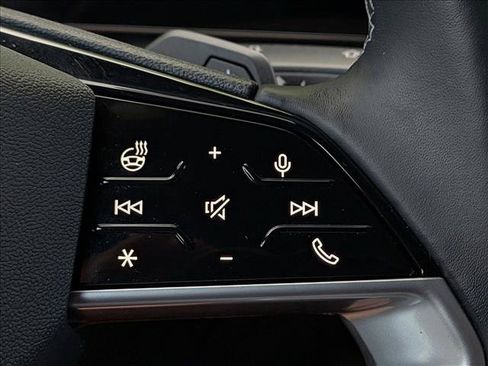 Certified 2025 Audi Q5 Premium w/ Convenience Package AWD/4WD image 16