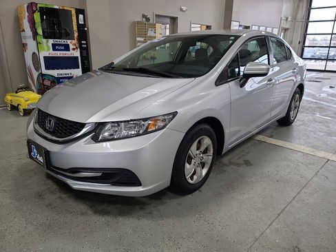 Used 2014 Honda Civic LX image 2