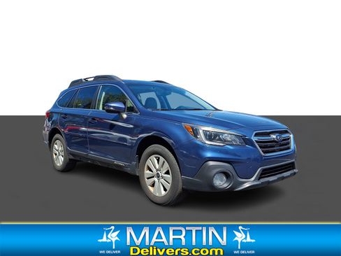 Used 2019 Subaru Outback 2.5i Premium AWD/4WD image 1