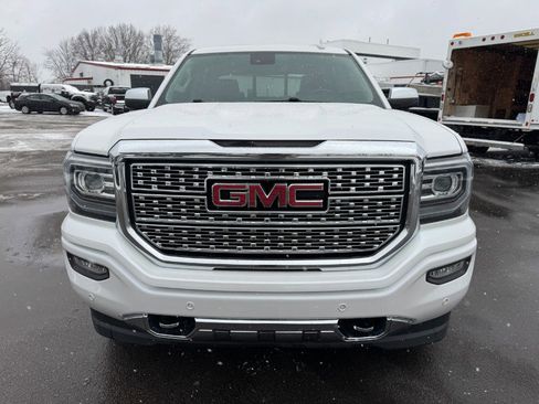 Used 2017 GMC Sierra 1500 Denali w/ Denali Ultimate Package image 8