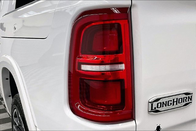 Used 2025 RAM 1500 Limited AWD/4WD image 37
