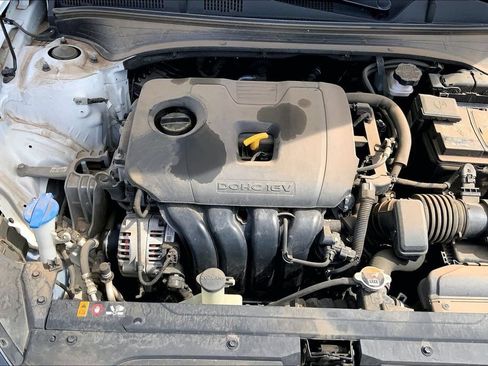 Used 2021 Kia Forte LXS FWD image 31