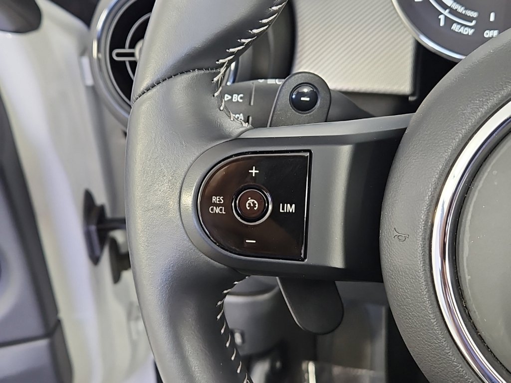 Used 2024 MINI Cooper S FWD image 29