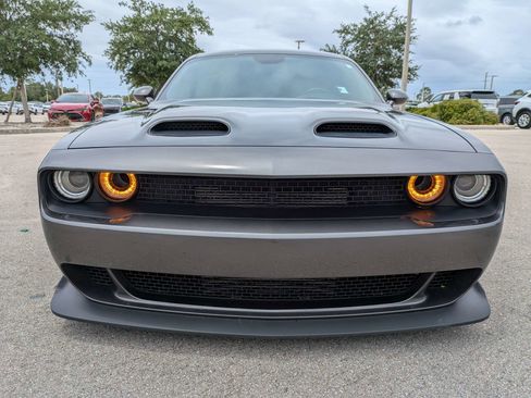 Used 2020 Dodge Challenger SRT Hellcat Redeye RWD image 3
