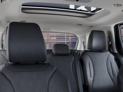 New 2026 Kia Carnival SX FWD image 27