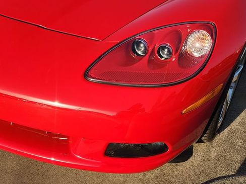 Used 2008 Chevrolet Corvette Convertible w/ Preferred Equipment Group RWD image 8