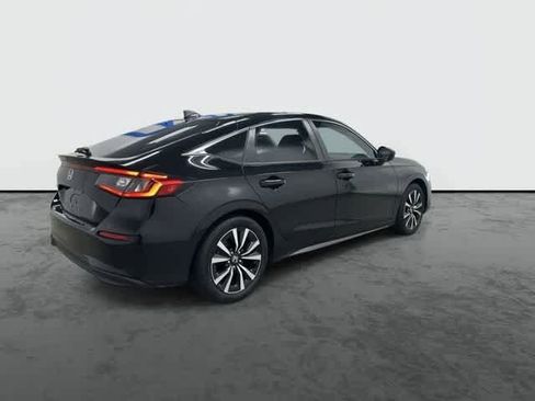 Certified 2024 Honda Civic EX-L image 4