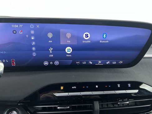 Used 2026 Buick Enclave Sport Touring w/ Power Package FWD image 13