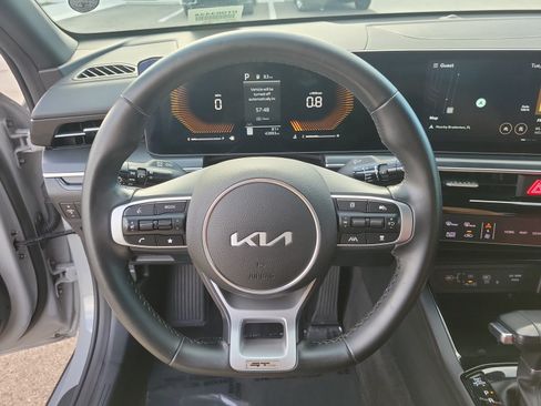 Used 2025 Kia K5 GT-Line w/ GT-Line Premium Package FWD image 17