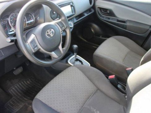 Used 2017 Toyota Yaris L image 48