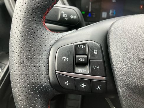 Used 2023 Ford Escape ST-Line w/ Tech Pack #1 FWD image 23