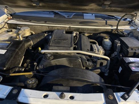 Used 2004 Chevrolet TrailBlazer LT w/ LT Package 1 image 35