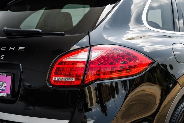 Used 2014 Porsche Cayenne S AWD/4WD image 59