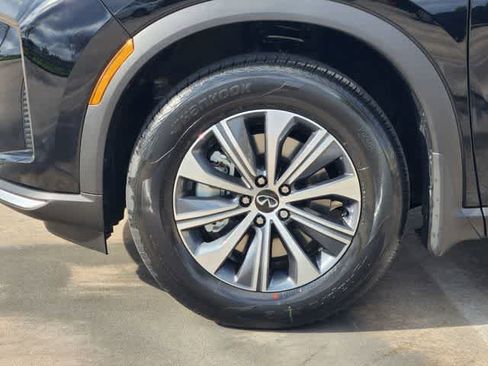 New 2026 INFINITI QX60 Pure FWD image 8
