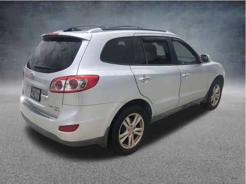 Used 2011 Hyundai Santa Fe Limited FWD image 7