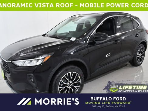 New 2026 Ford Escape SE w/ Class II Trailer Tow Package image 1