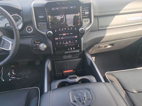 Used 2025 RAM 1500 Laramie w/ Sport Appearance Package AWD/4WD image 12