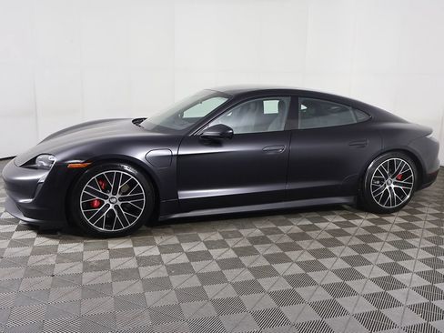 Used 2023 Porsche Taycan 4S AWD/4WD image 20