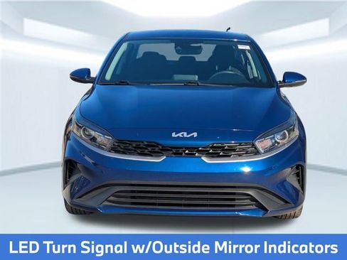 Used 2023 Kia Forte LXS w/ LXS Technology Package image 11