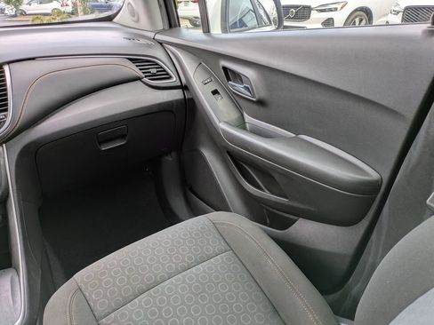 Used 2020 Chevrolet Trax LS w/ Tint and Cruise Package image 18