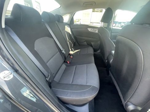 Used 2024 Kia Forte LXS image 27