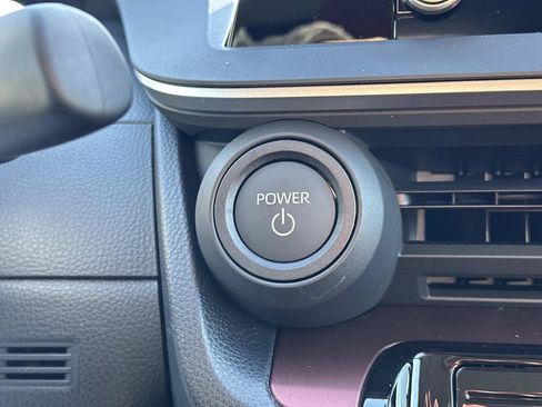New 2026 Toyota Prius Plug-In Hybrid FWD image 26