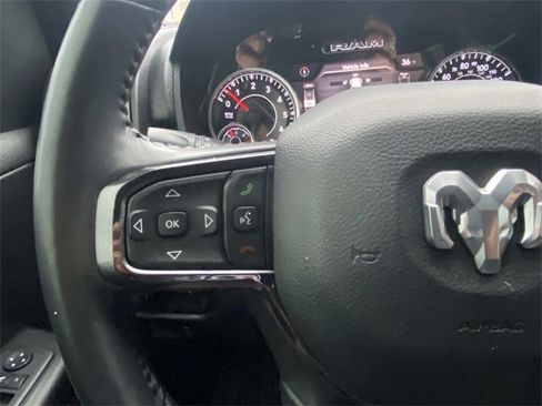 Used 2022 RAM 1500 Big Horn w/ Built-to-serve Edition image 33