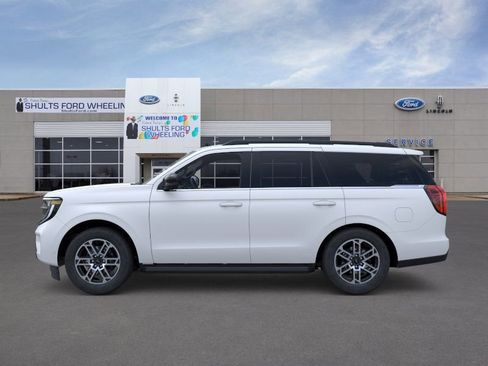 New 2026 Ford Expedition Active AWD/4WD image 3