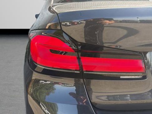 Used 2022 BMW 530i image 31