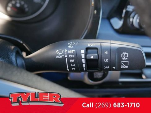 Used 2023 Kia Seltos S w/ Navigation Package FWD image 23
