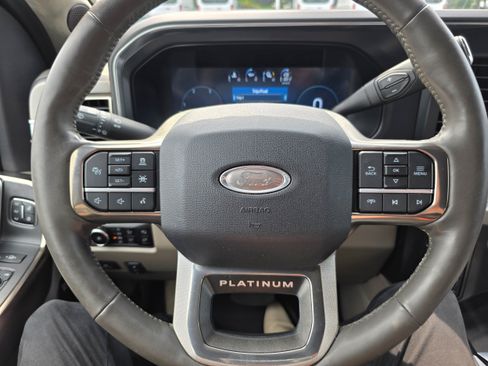 Used 2026 Ford F250 Platinum w/ Platinum Plus Package AWD/4WD image 15